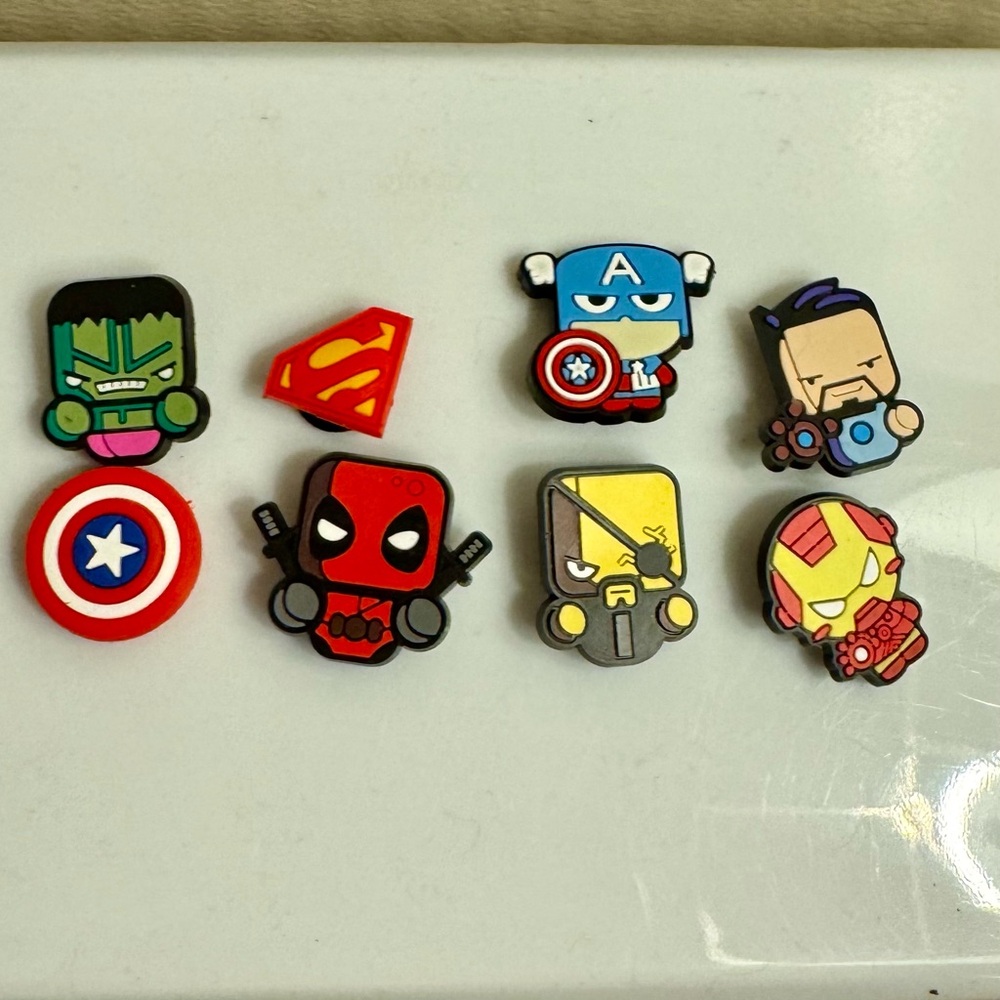 Lot of 8 Marvel Super Hero Ironman, Hulk, Deadpool & more Crocs Shoe Charms-NEW